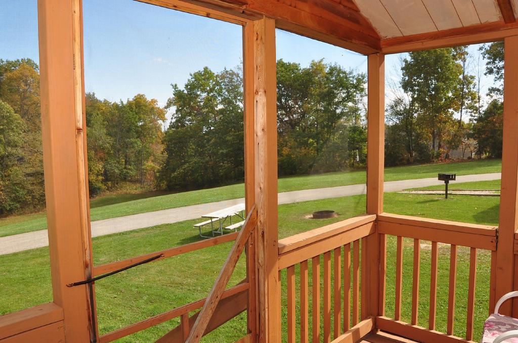 Plymouth Rock Camping Resort Deluxe Cabin 19 Elkhart Lake Esterno foto